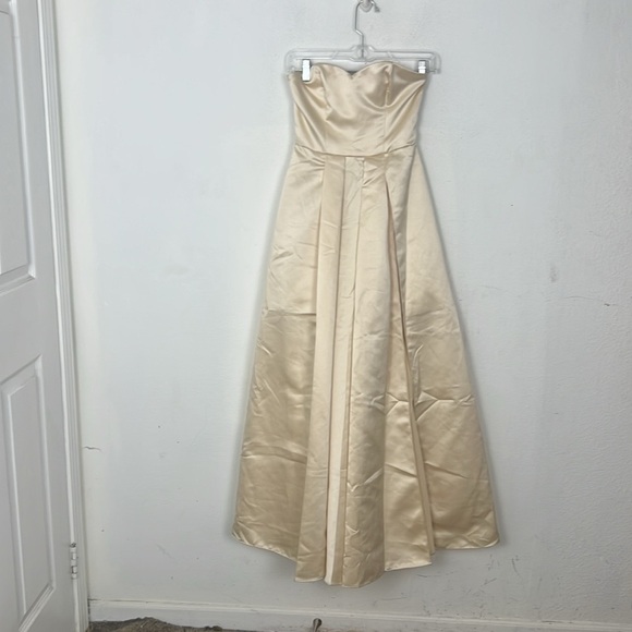 Partners  Dresses Fame And Partners Peplum Strapless Evening Dress 2 - Picture 3 of 6